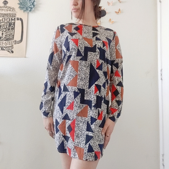 Geometric Mini Tunic Dress - Picture 2 of 7